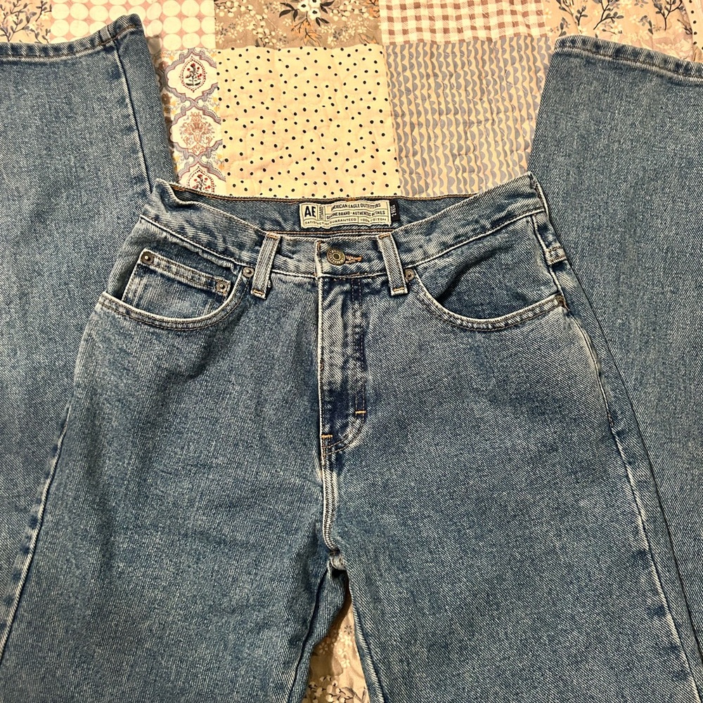 American Eagle Outfitters Classic Blue Jeans